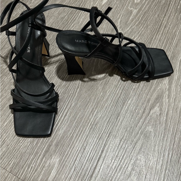 Marc Fisher Mahima Sandal - Picture 3 of 5